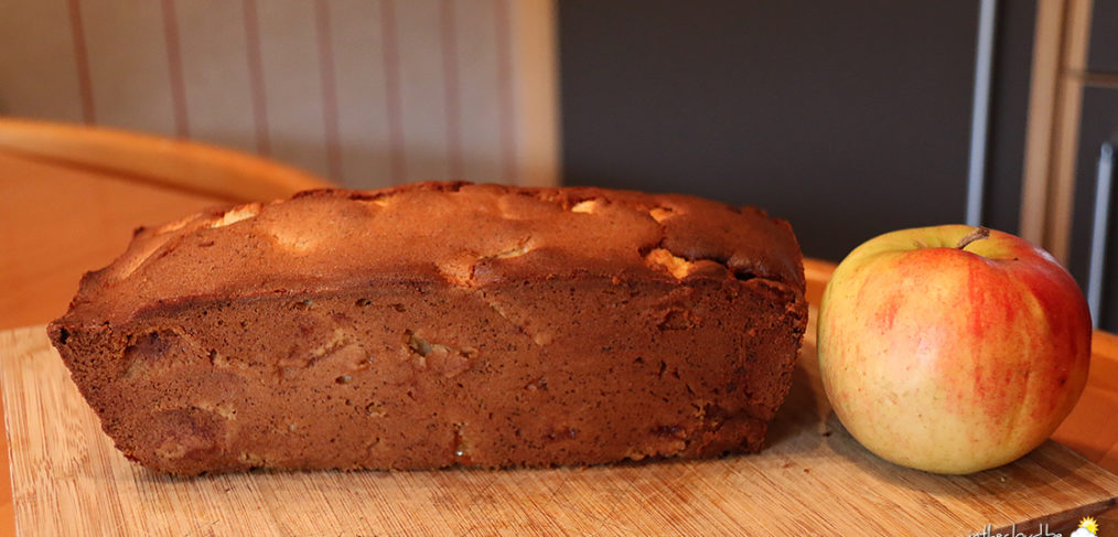 Cake aux pommes et à la cannelle