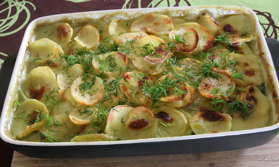 Gratin de pommes de terre, saumon et épinards