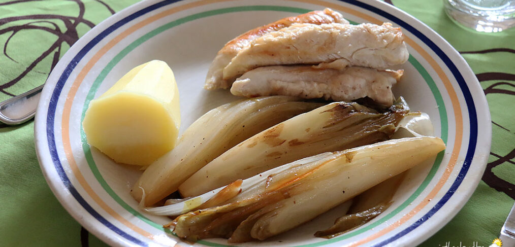 Aiguillettes de poulet, chicons braisés